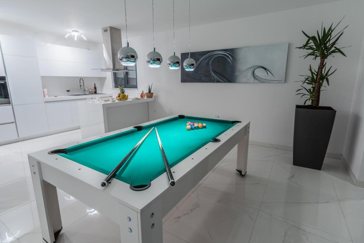 Villa The Boat With Rooftop Pool Matulji Exteriér fotografie
